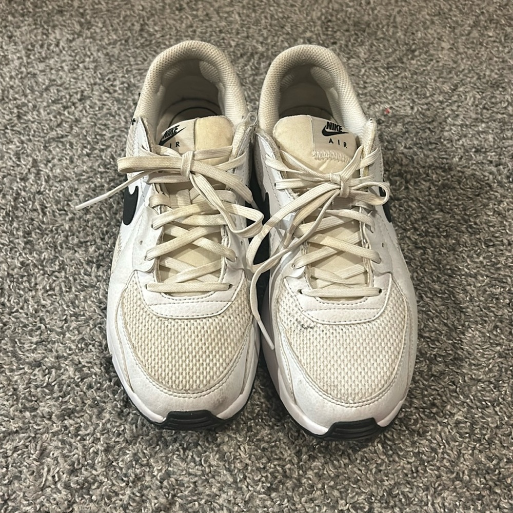 Nike Air Max, Size 7, Black and White